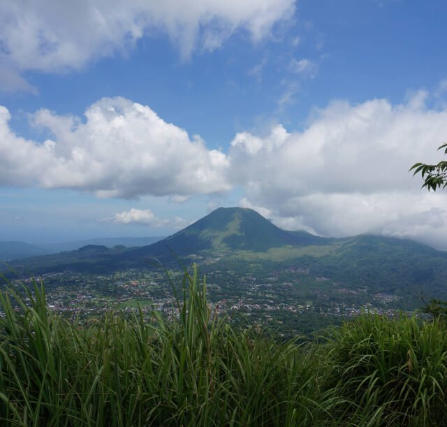 Mahawu-Volcano-Trek-02