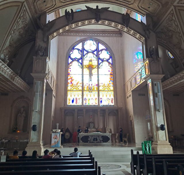 St-Ignatius-Church-Catholicism-01