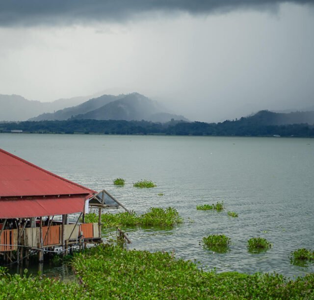 Tondano-Lake-02